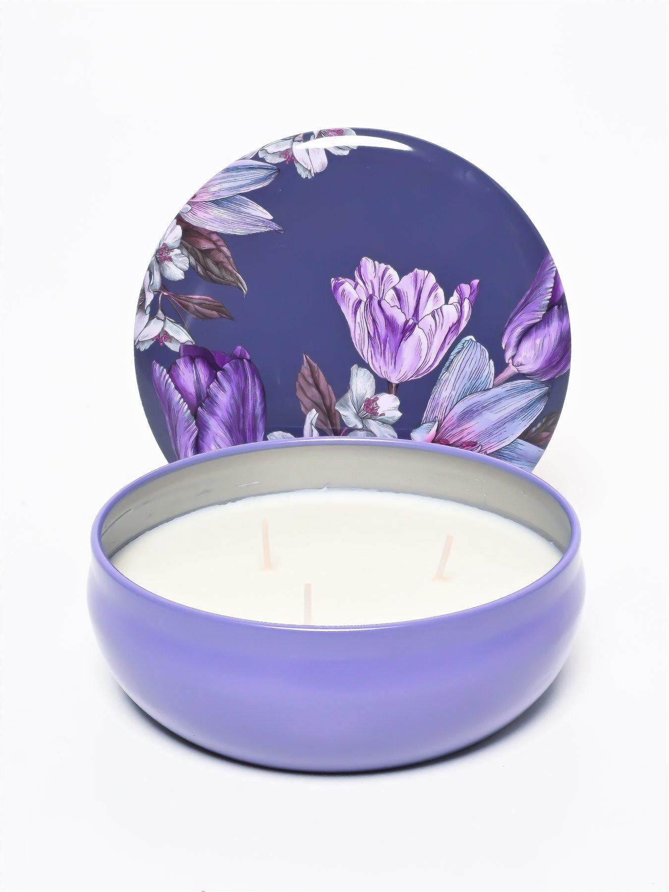 3 Wicks Candle: Royal Retreat