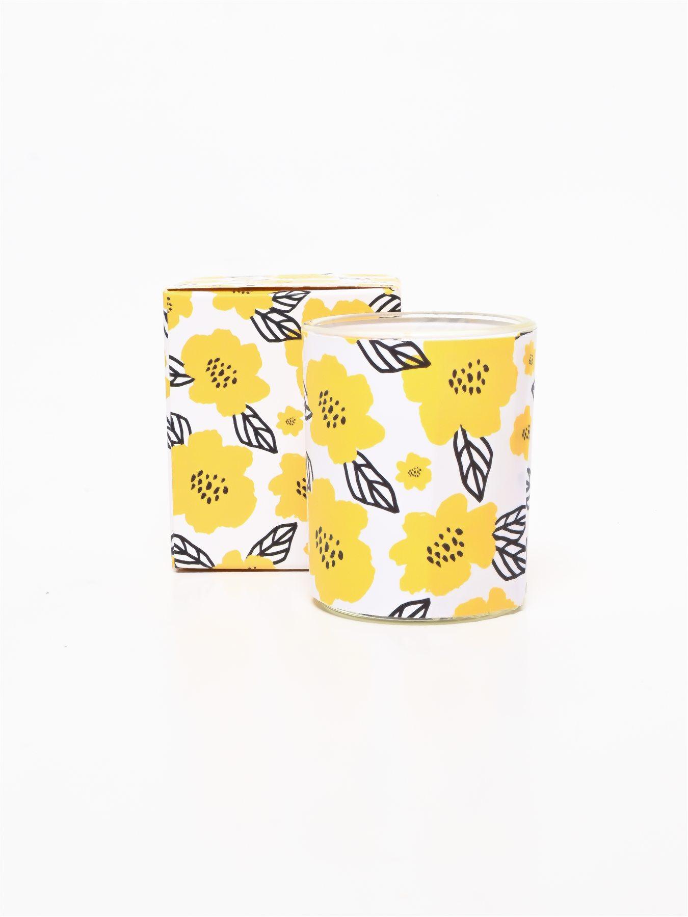 Blooms Candle: Lemon Grass and Ginger